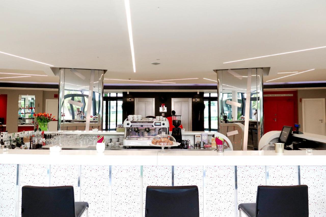 Ibis Styles Milano Melegnano Hotel Carpiano Kültér fotó