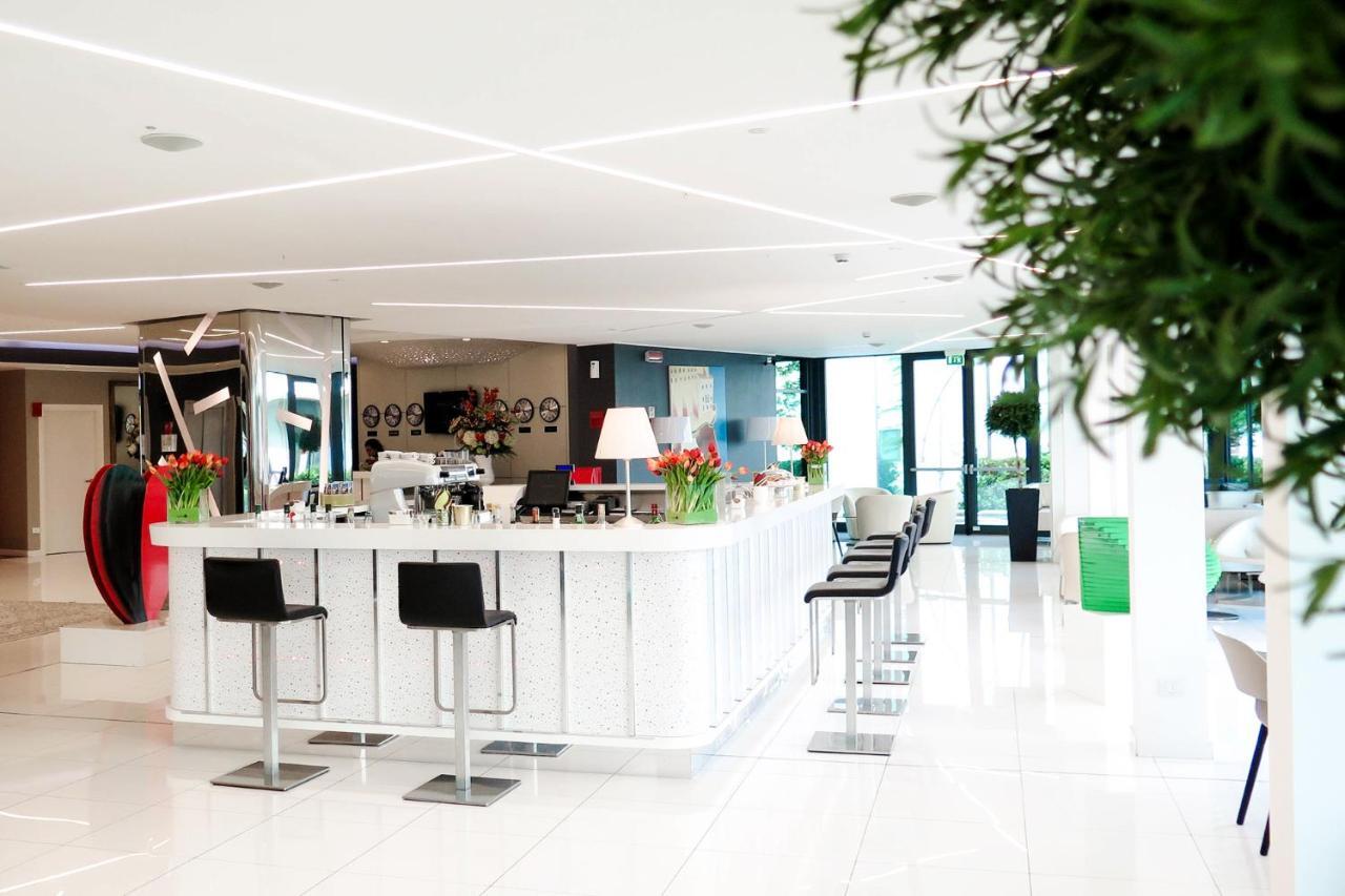 Ibis Styles Milano Melegnano Hotel Carpiano Kültér fotó